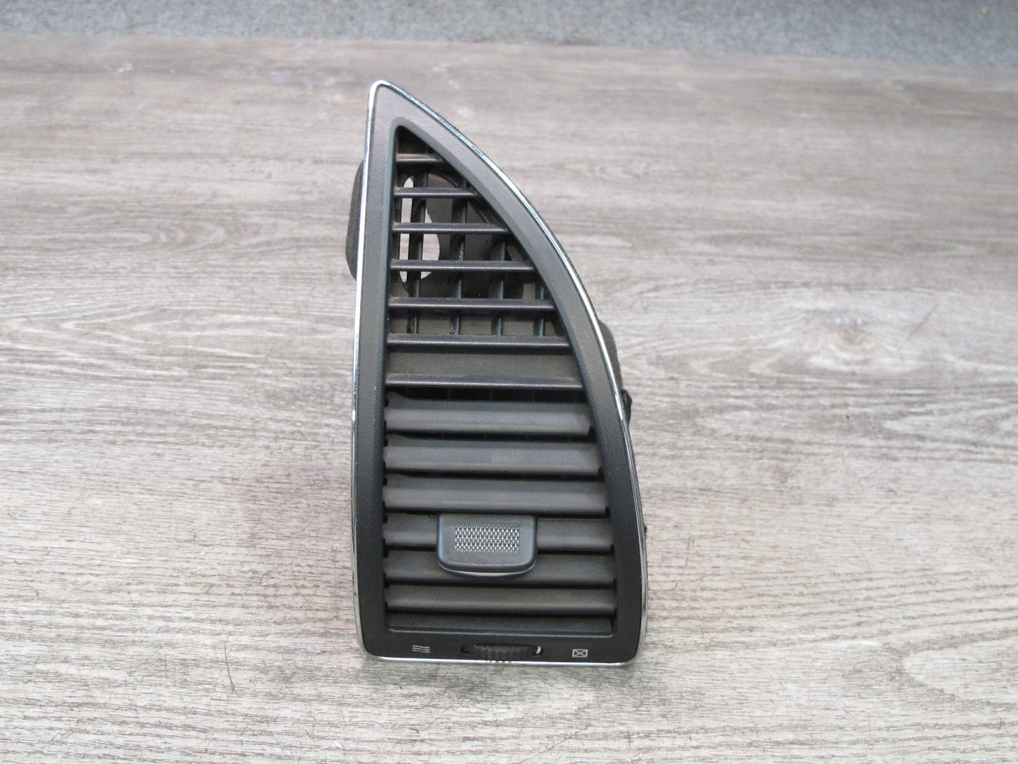 2011-2017 Infiniti QX56 QX80 Front Left & Right Side A/C Air Vent Grille Set