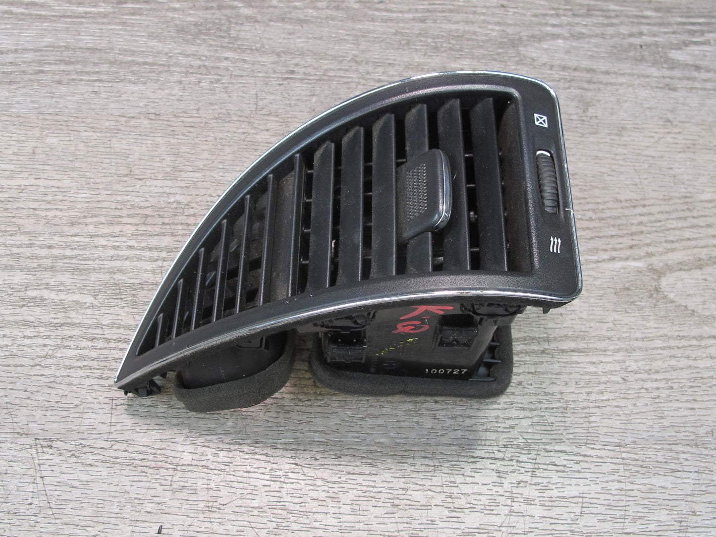 2011-2017 Infiniti QX56 QX80 Front Left & Right Side A/C Air Vent Grille Set