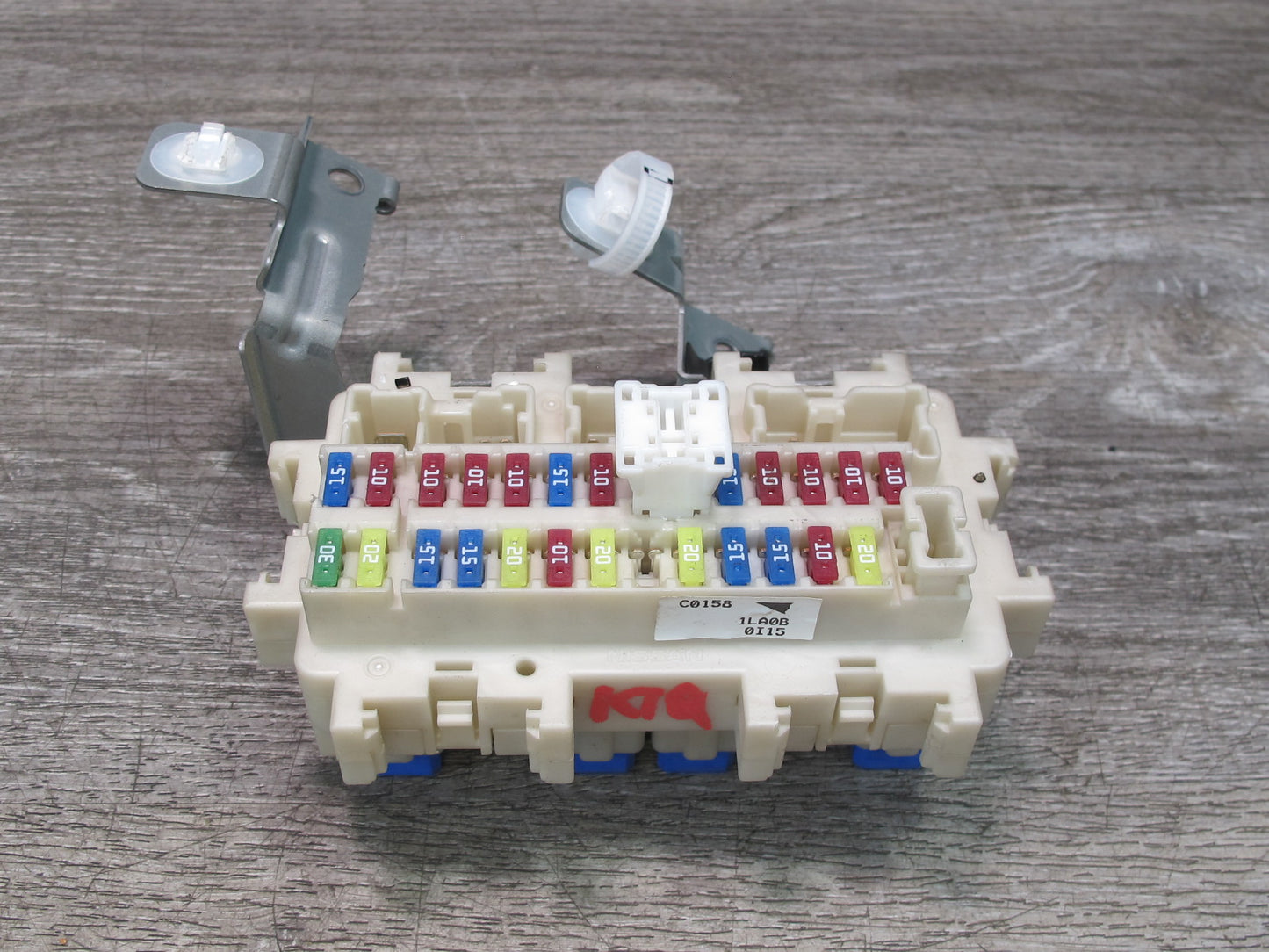 2011-2013 Infiniti QX56 Engine Cabin Interior Fuse Relay Junction Box Block