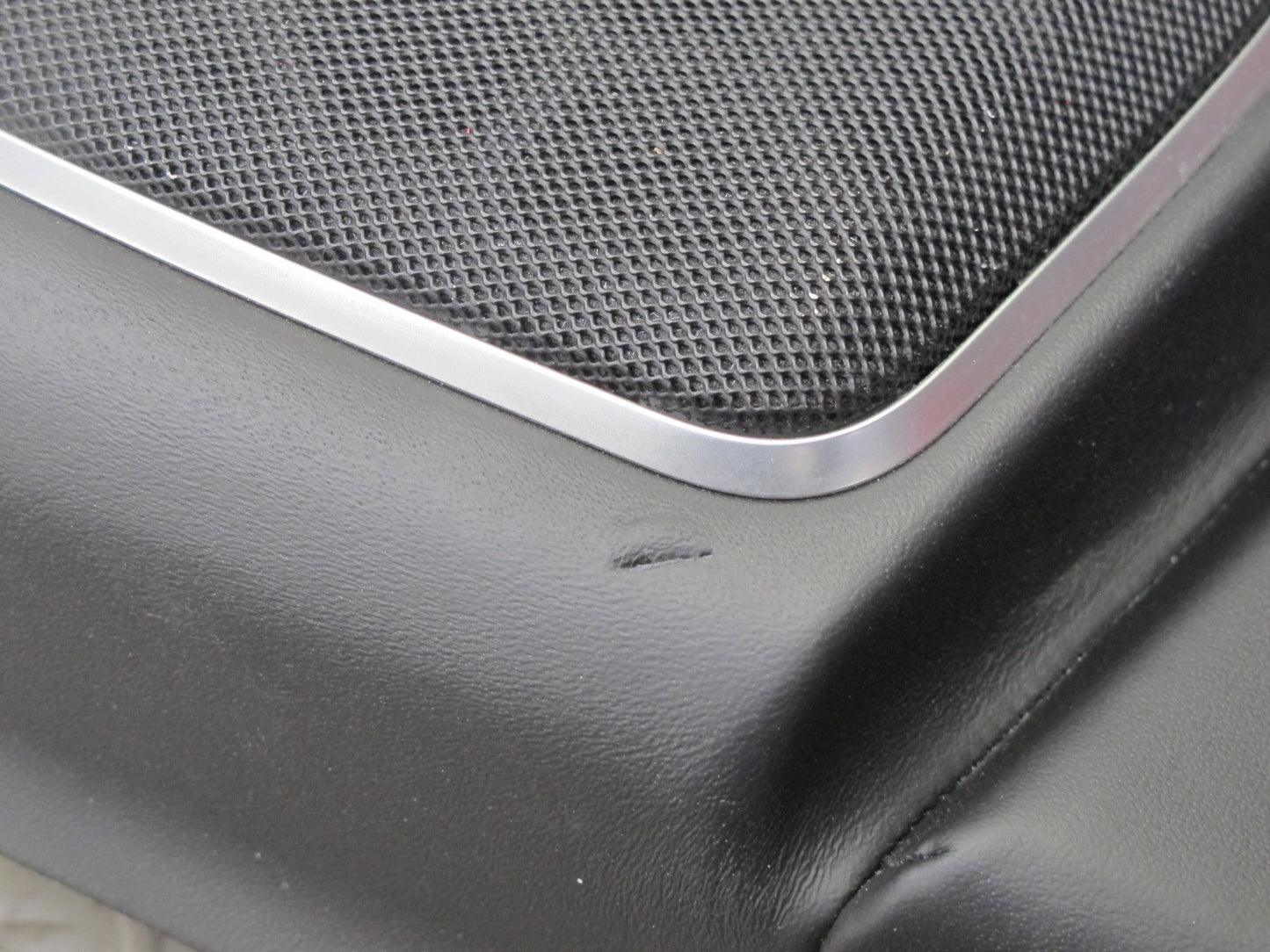 2017-2020 Maserati Levante M161 Rear Door Interior Trim Cover Panel Set of 2