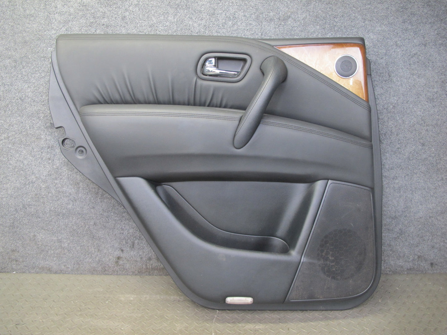 2011-2012 Infiniti QX56 Rear Right & Left Side Interior Door Panel Set