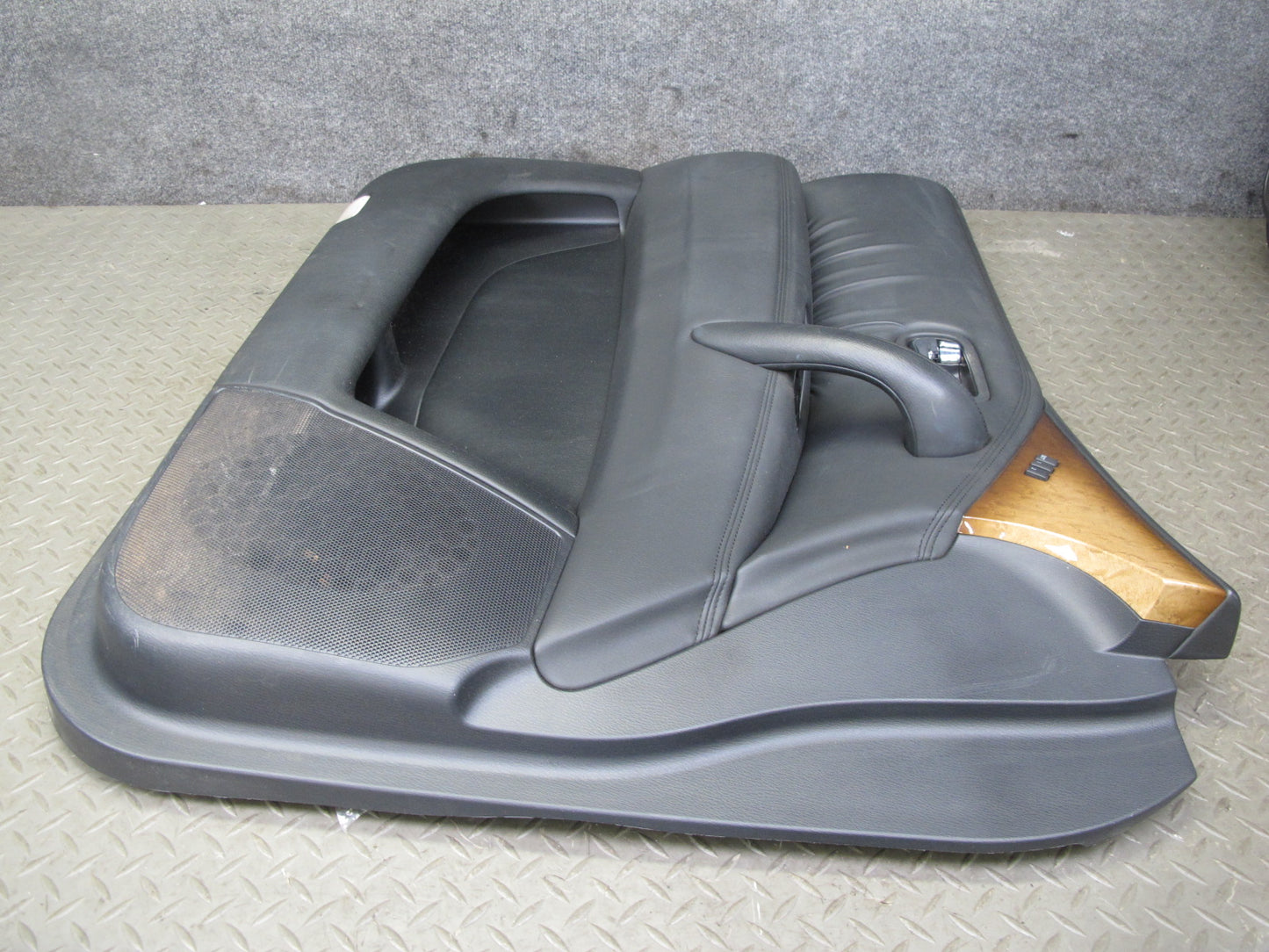 2011-2012 Infiniti QX56 Front Right & Left Side Interior Door Panel Set