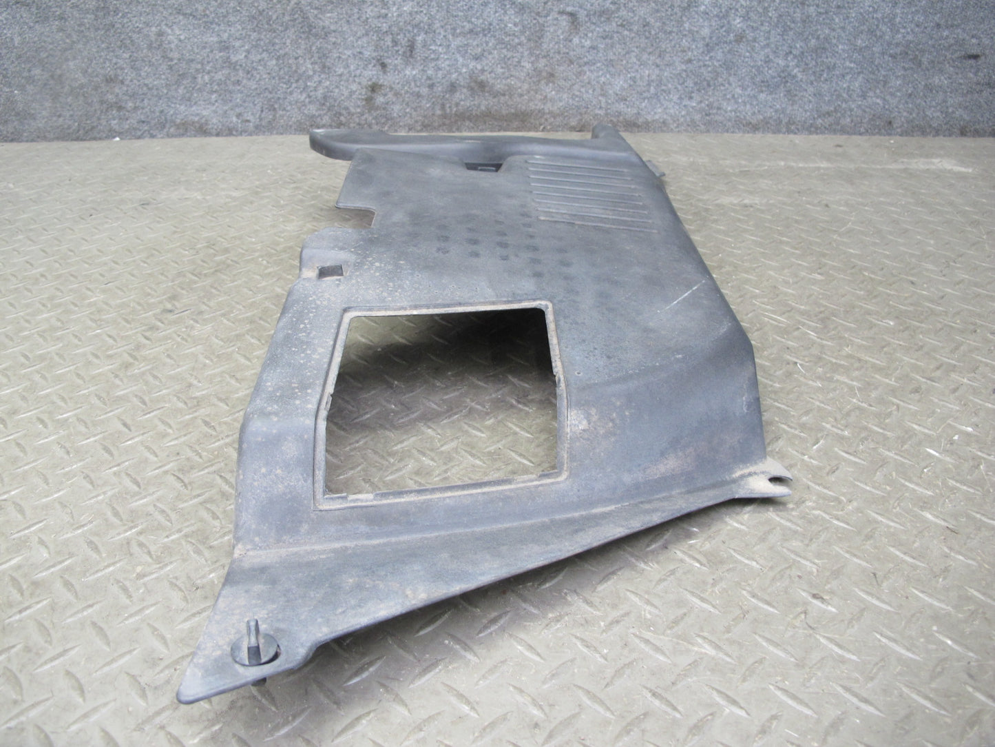 96-99 Mercedes W140 C140 CL600 Set of 2 Engine Trim Cover Panel OEM