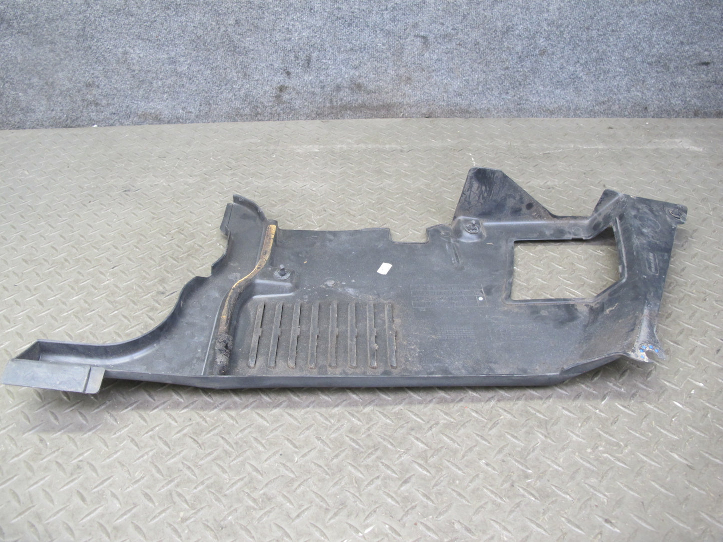 96-99 Mercedes W140 C140 CL600 Set of 2 Engine Trim Cover Panel OEM