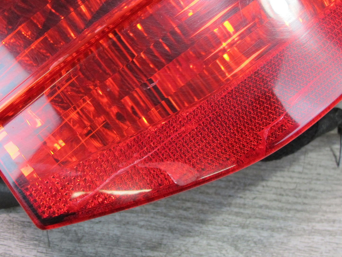 2008-2010 Porsche Cayenne 957 Rear Right Tail Light Lamp 7L5945208A
