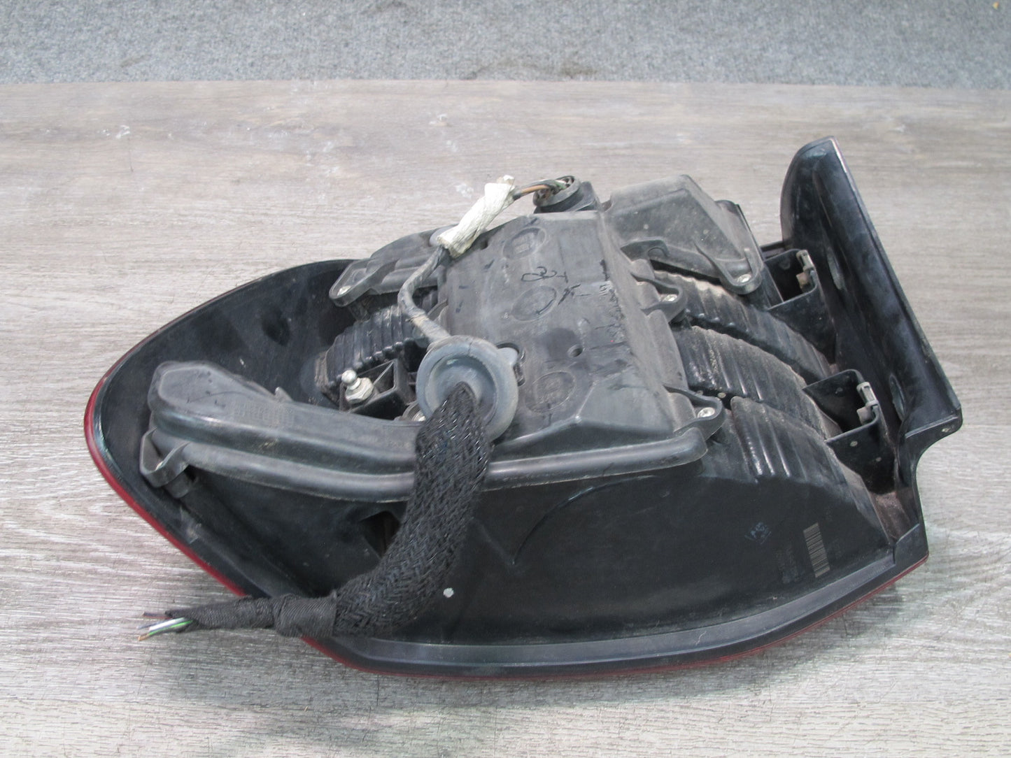 2008-2010 Porsche Cayenne 957 Rear Right Tail Light Lamp 7L5945208A