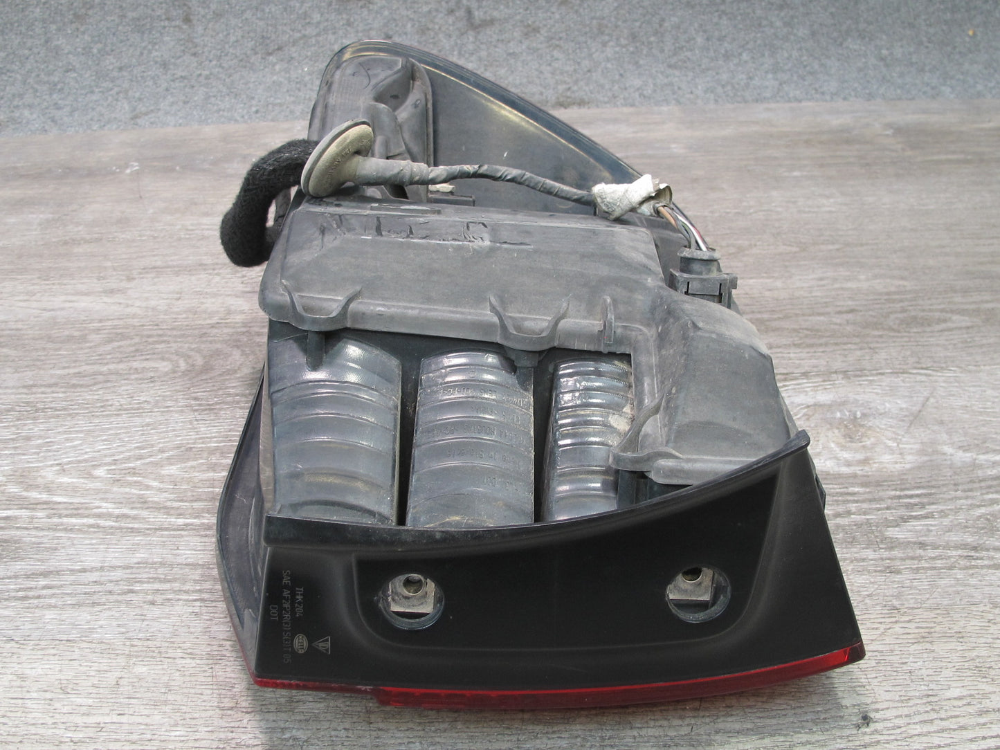 2008-2010 Porsche Cayenne 957 Rear Right Tail Light Lamp 7L5945208A