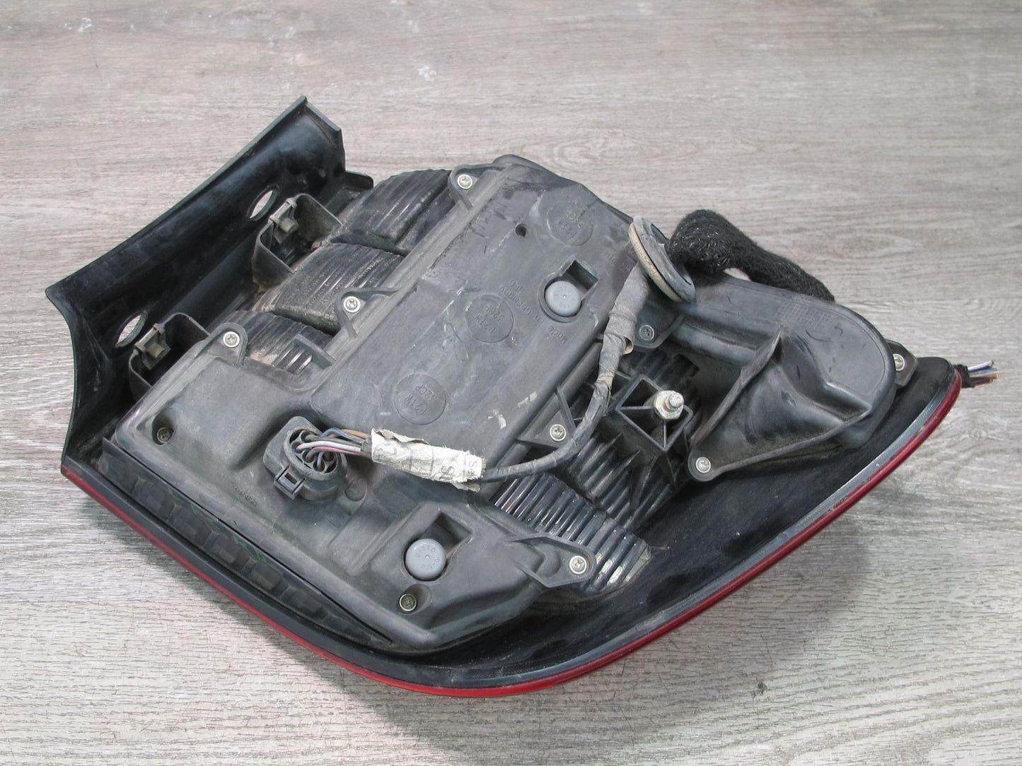 2008-2010 Porsche Cayenne 957 Rear Right Tail Light Lamp 7L5945208A