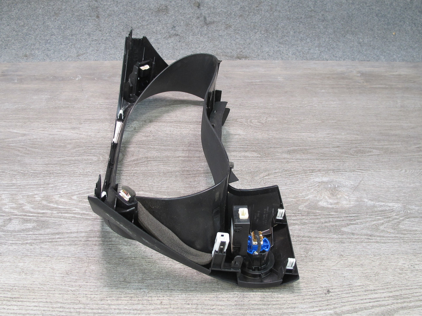 11-20 Infiniti QX56 QX80 Instrument Cluster Speedometer Gauge Bezel Trim Panel