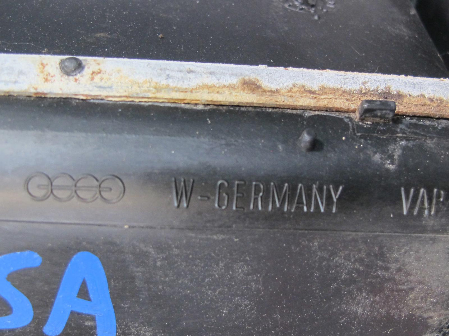 85-88 Volkswagen VW Scirocco MK2 Front Center Lower Console Trim Cover Black OEM