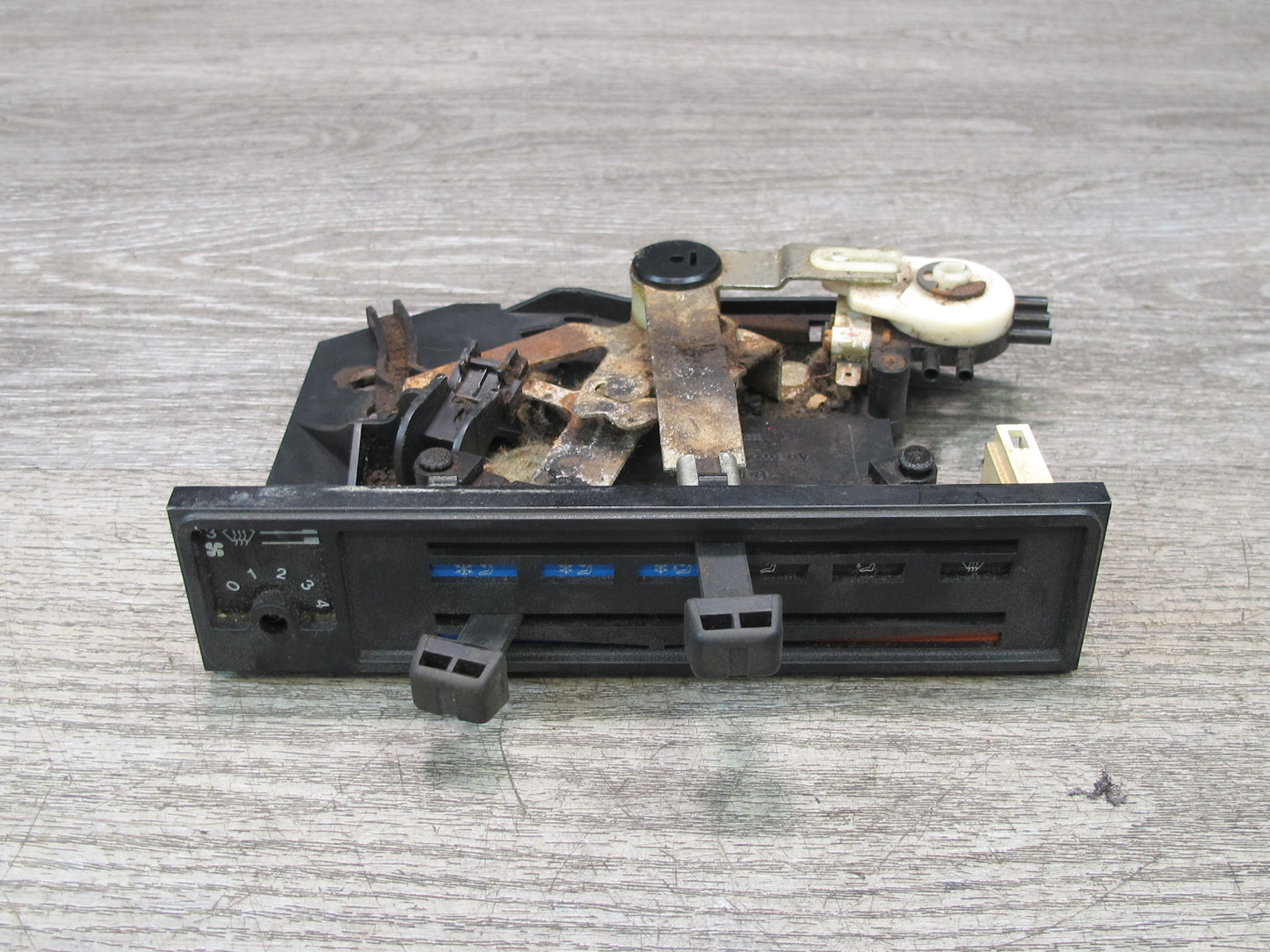 86-89 Volkswagen VW Scirocco Heater Climate Control Switch Panel 161820045 OEM