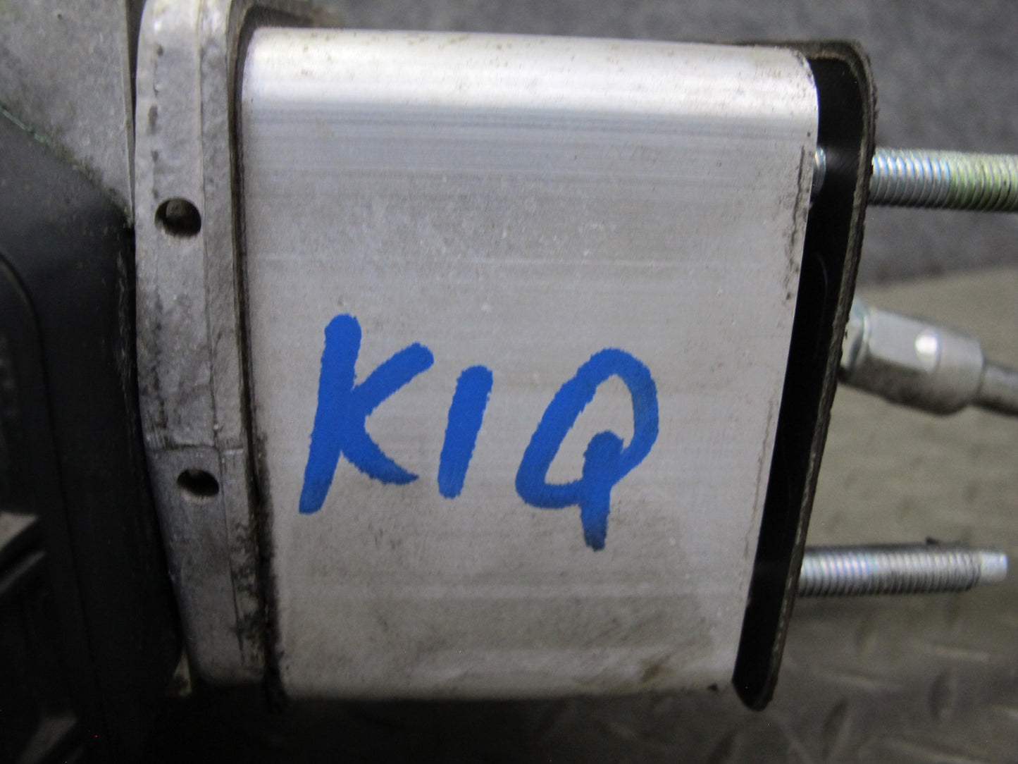 2011-2013 Infiniti QX56 Power Brake Booster Hydraulic Pump