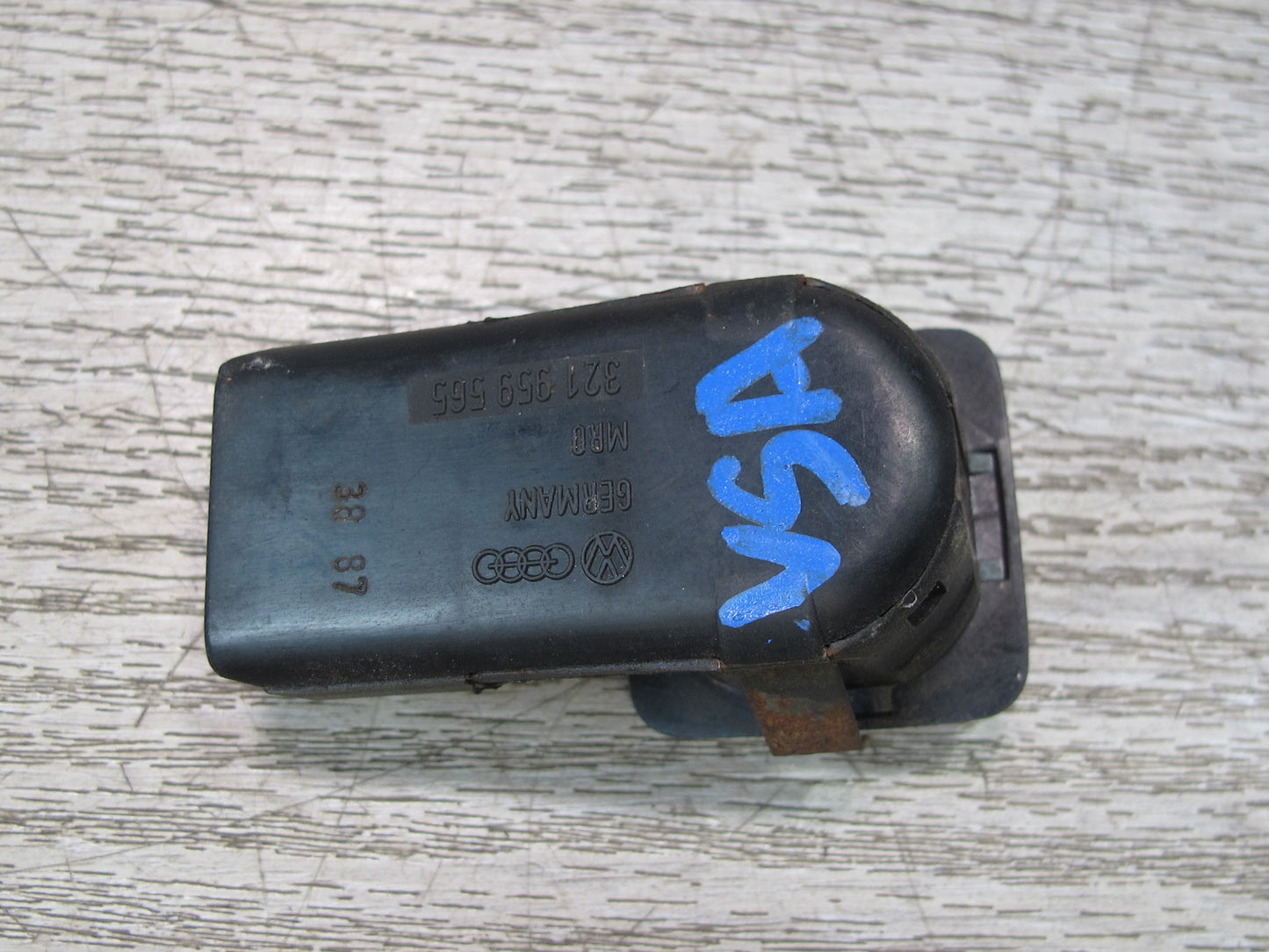 82-88 Volkswagen Scirocco Side Power Mirror Switch Control 321959565 OEM