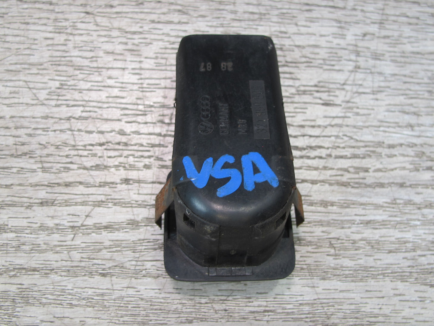82-88 Volkswagen Scirocco Side Power Mirror Switch Control 321959565 OEM