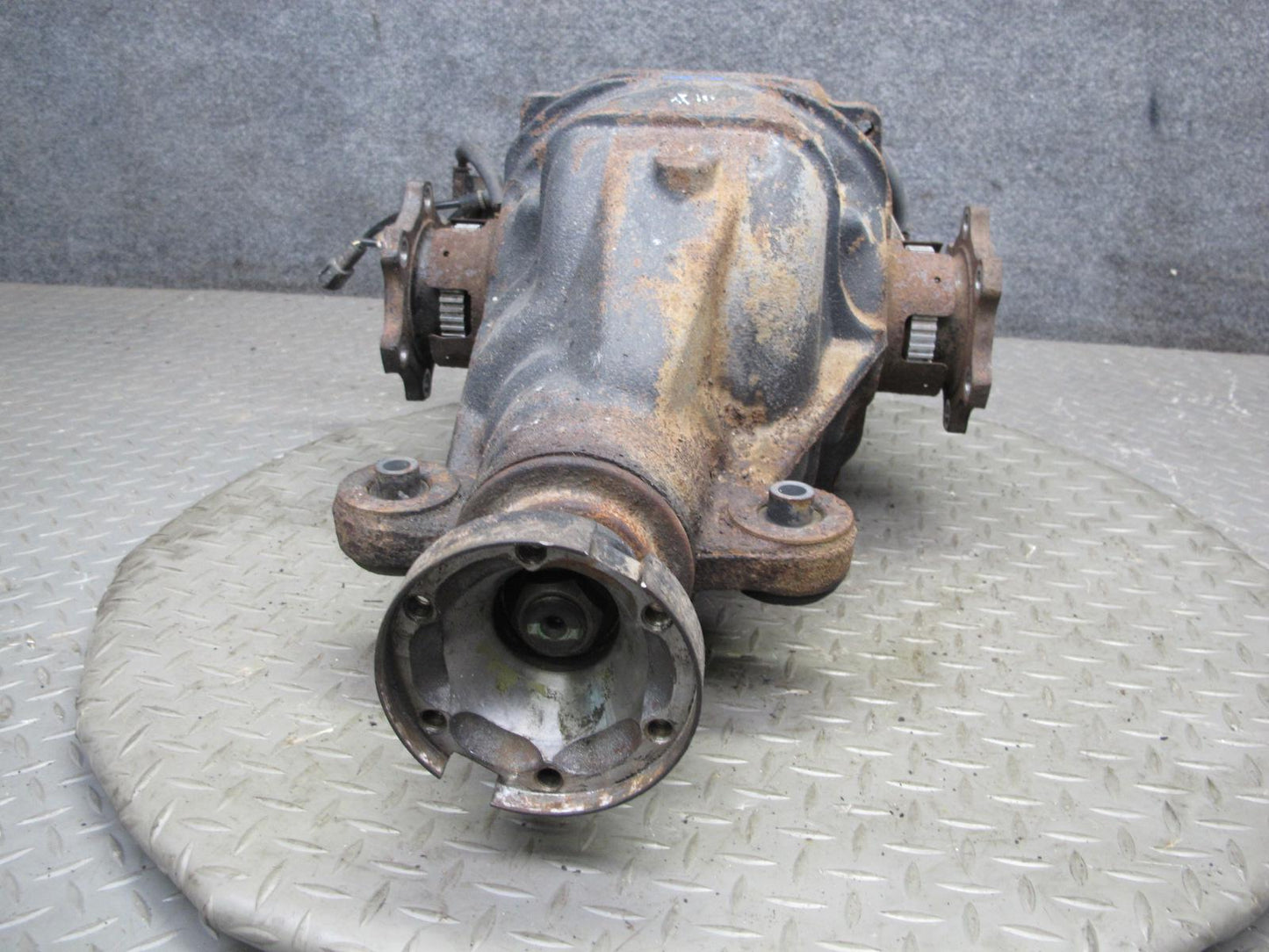 90-96 Nissan Z32 300ZX Turbo Rear Differential Carrier 3.69 Ratio 189K Miles OEM