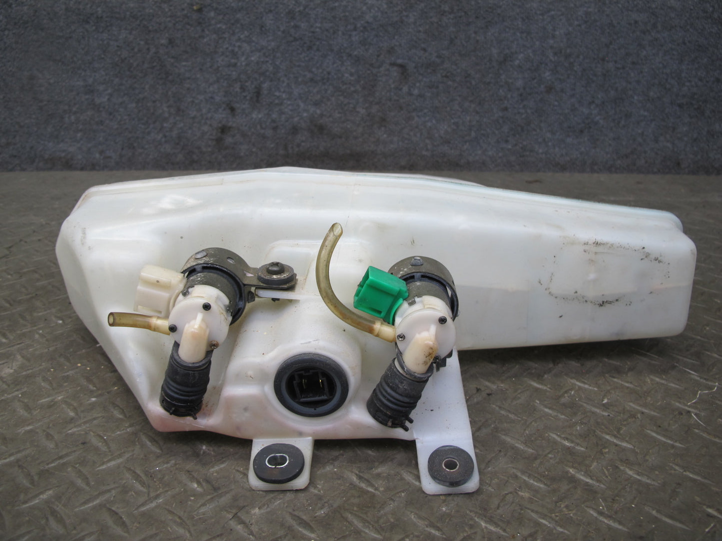 90-96 Nissan Z32 300ZX 2+0 Rear Windshield Washer Reservoir Tank w Pumps OEM