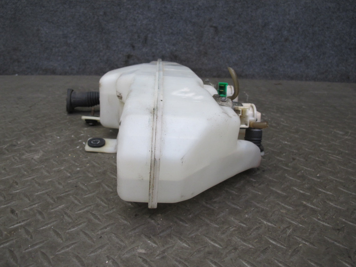 90-96 Nissan Z32 300ZX 2+0 Rear Windshield Washer Reservoir Tank w Pumps OEM