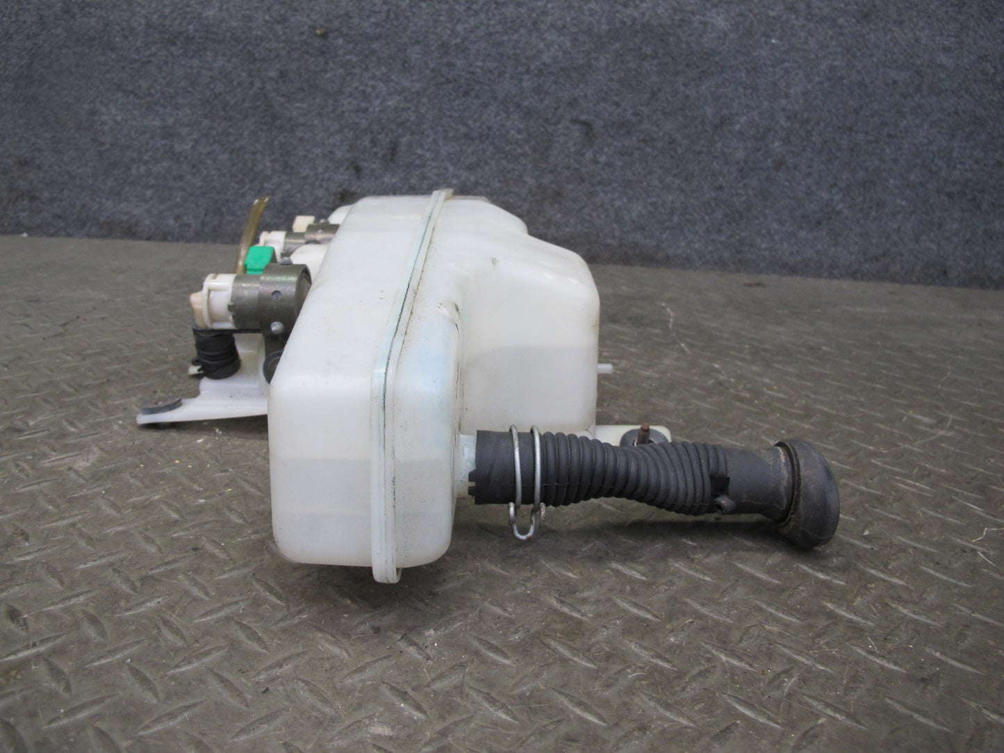 90-96 Nissan Z32 300ZX 2+0 Rear Windshield Washer Reservoir Tank w Pumps OEM
