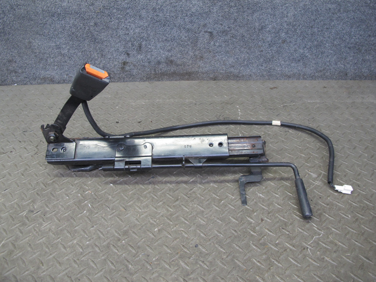 90-96 Nissan 300ZX Z32 2+0 Set of 2 Front Right Seat Manual Track Adjuster OEM