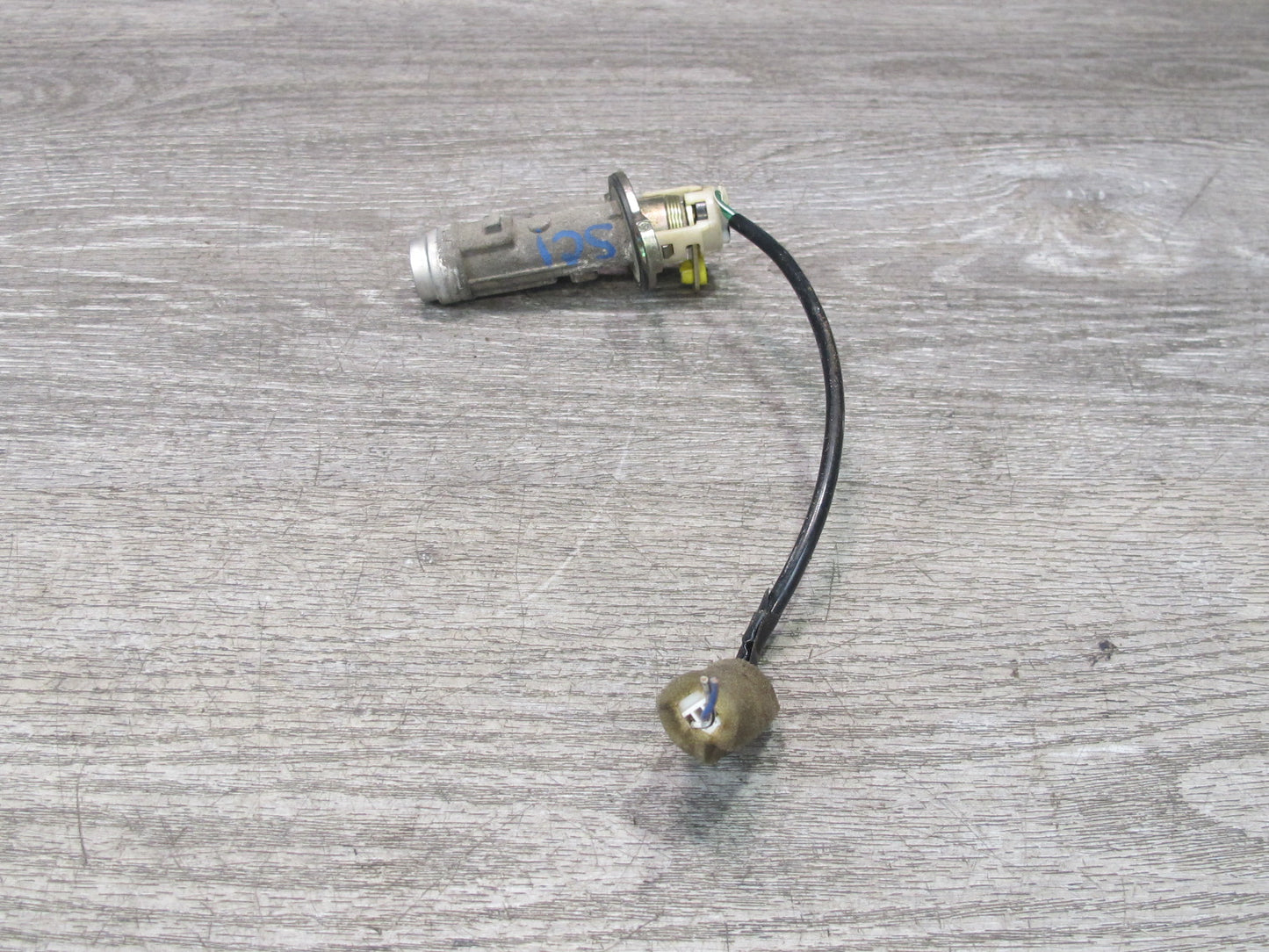 97-00 Lexus SC400 SC300 A/T Set of 6 Ignition Trunk Door Glove Lock Without KEY