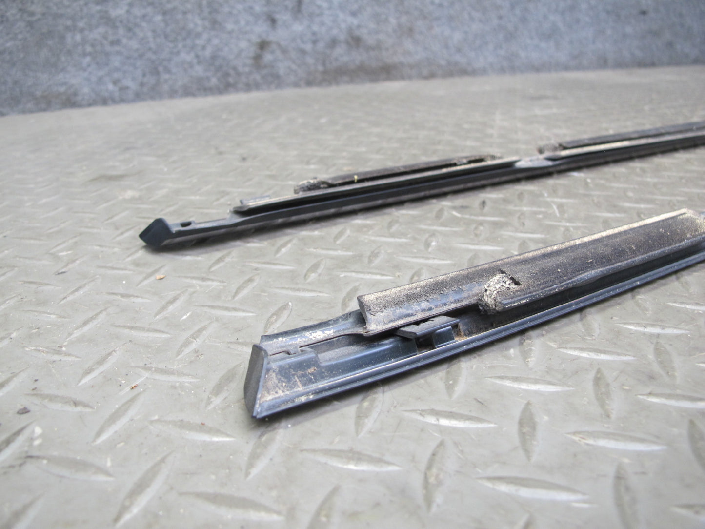 2011-2020 Infiniti QX56 QX80 Rear Left & Right Side Door Window Molding Set