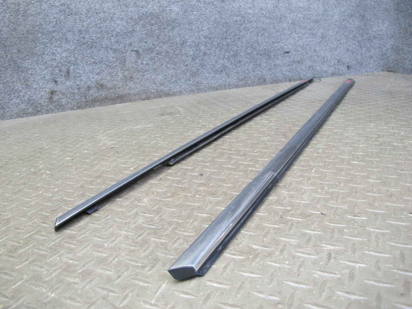 2011-2020 Infiniti QX56 QX80 Front Left & Right Side Door Window Molding Set