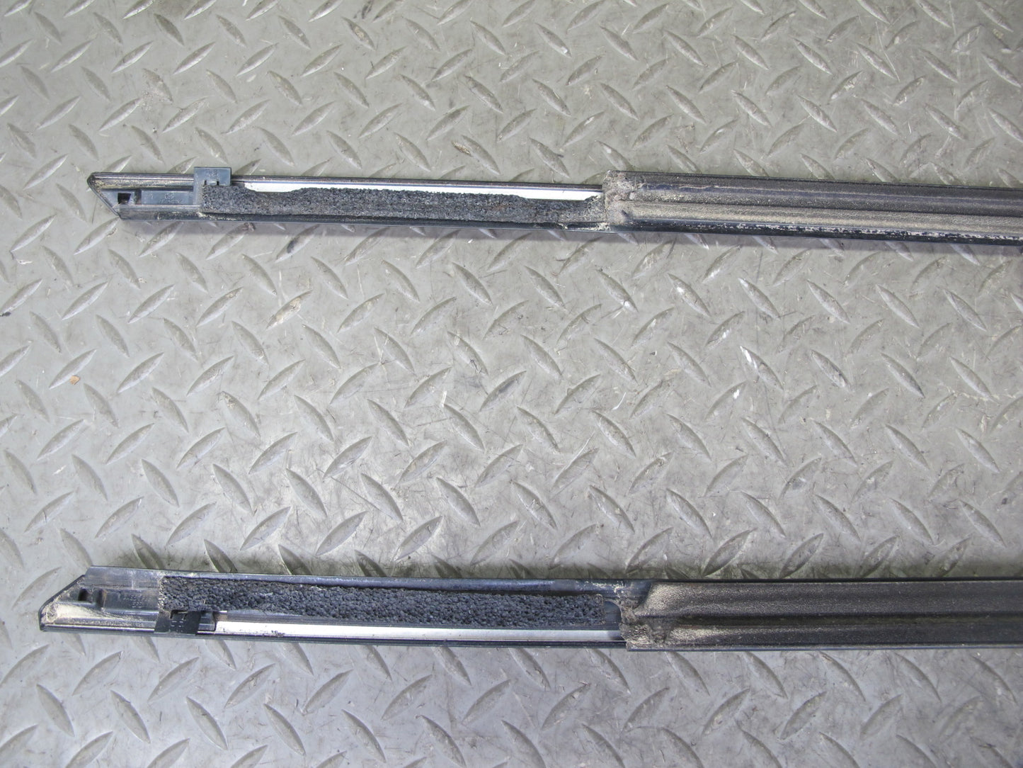 2011-2020 Infiniti QX56 QX80 Front Left & Right Side Door Window Molding Set