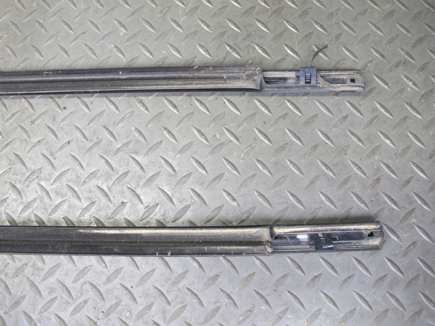 2011-2020 Infiniti QX56 QX80 Front Left & Right Side Door Window Molding Set