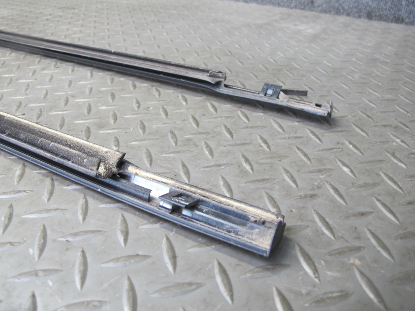 2011-2020 Infiniti QX56 QX80 Front Left & Right Side Door Window Molding Set
