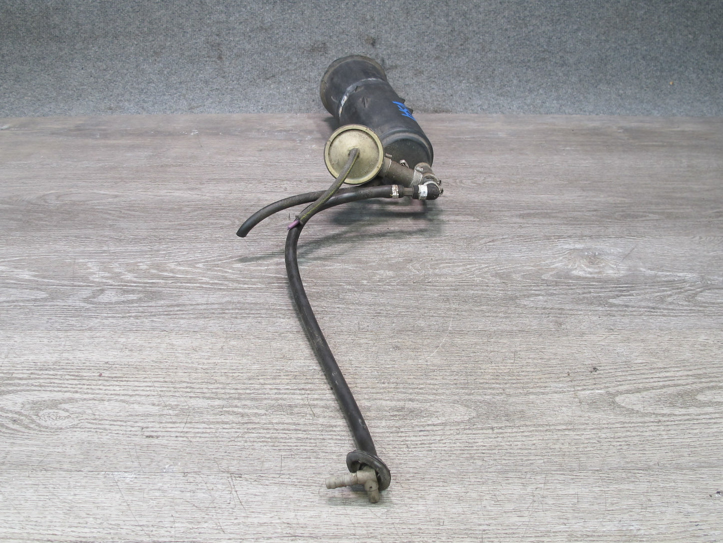 86-89 VW Scirocco Charcoal Canister & Vacuum Control Valve Assy 171201813 OEM