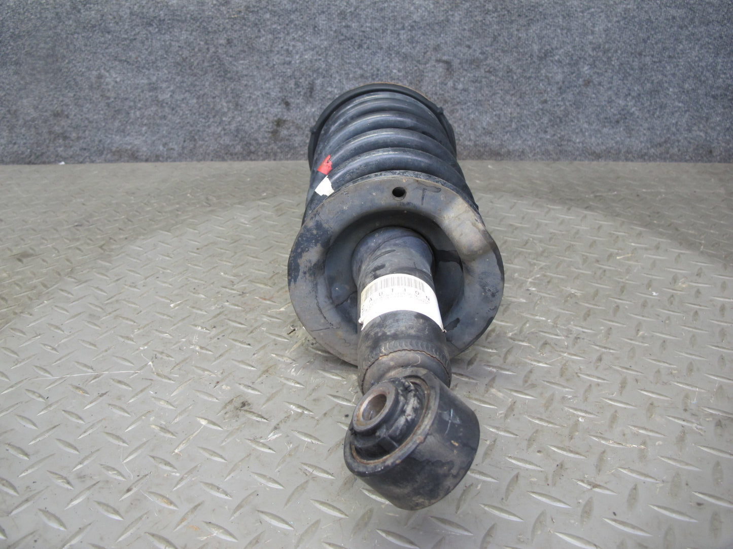 2011-2017 Infiniti QX56 QX80 RWD Front Left & Right Strut Shock Absorber Set