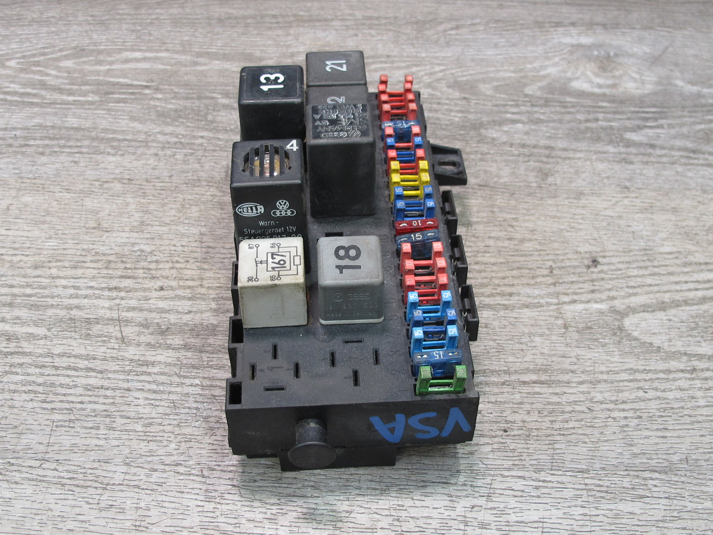 86-89 VW Scirocco MK2 Front Under Dash Fuse Relay Box Module Unit 171941821 OEM