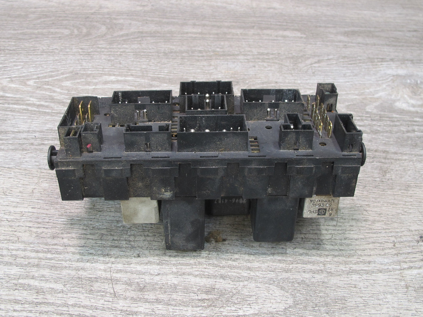 86-89 VW Scirocco MK2 Front Under Dash Fuse Relay Box Module Unit 171941821 OEM