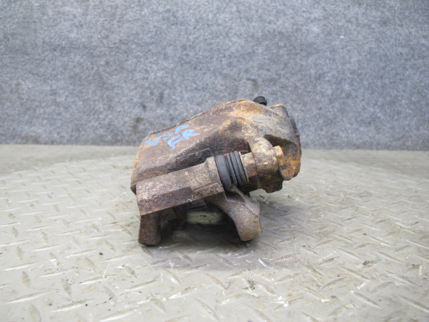 86-88 Volkswagen VW Scirocco Set of 2 Front Left & Right Brake Caliper OEM