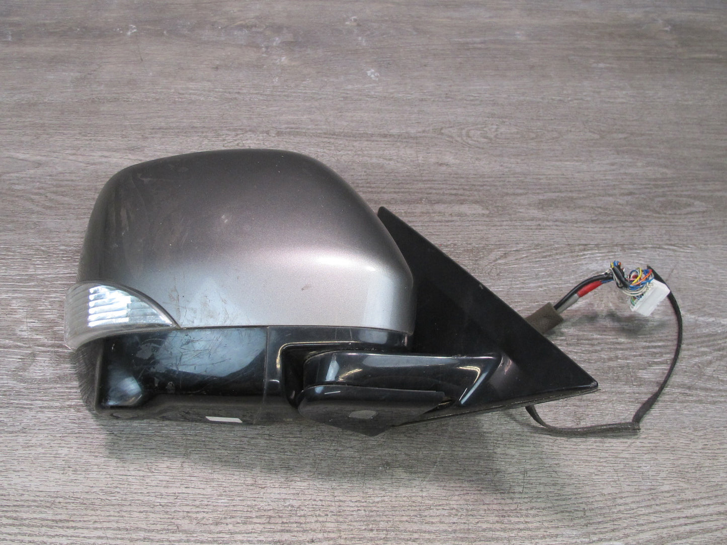 2011-2012 Infiniti QX56 Front Right Door Exterior Side View Mirror W/ Camera