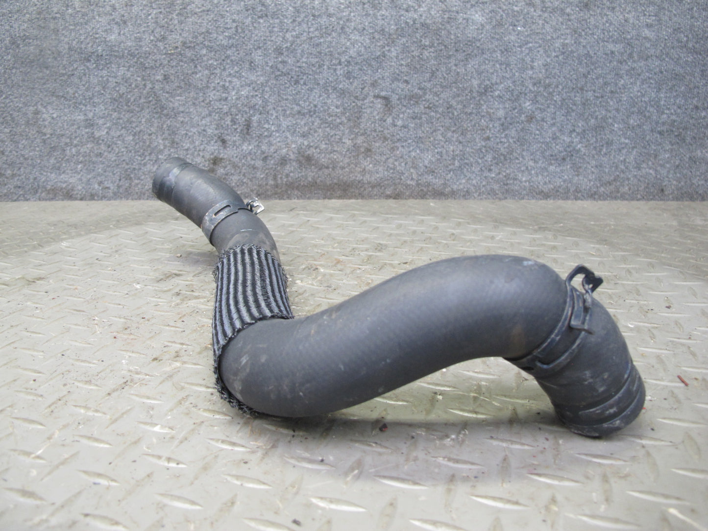 2011-2020 Infiniti QX56 QX80 5.6L Engine Radiator Water Coolant Hose Pipe Set