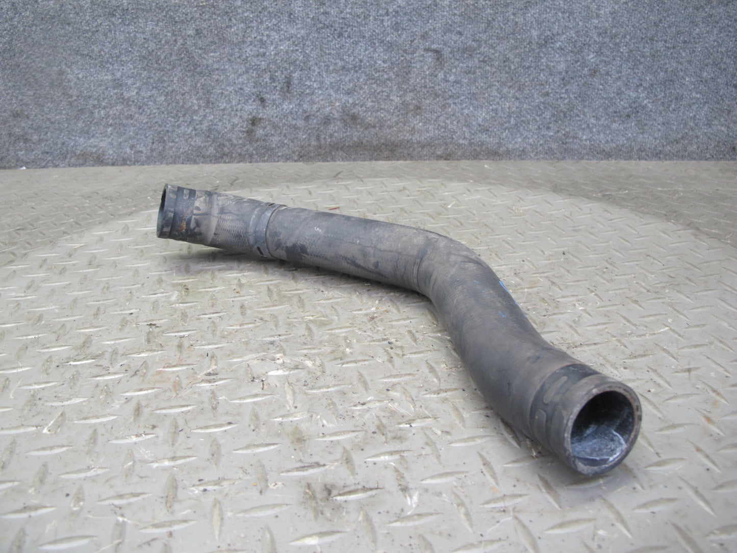 2011-2020 Infiniti QX56 QX80 5.6L Engine Radiator Water Coolant Hose Pipe Set