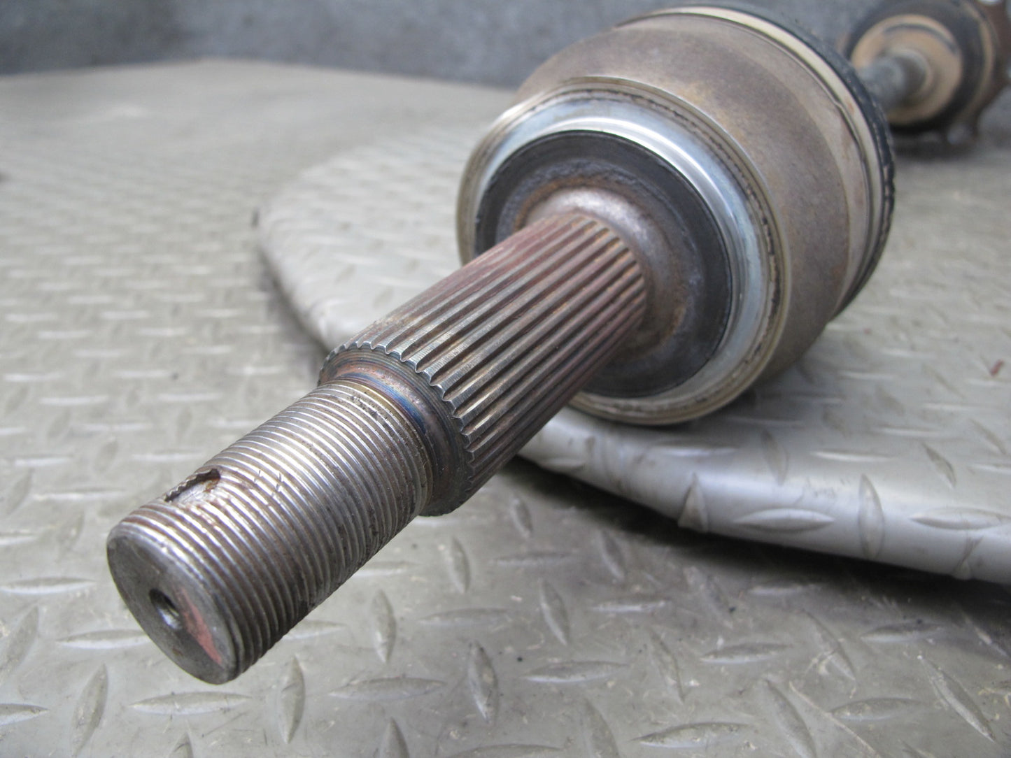 2011-2020 Infiniti QX56 QX80 RWD Rear Right Pass Side Suspension Axle Shaft