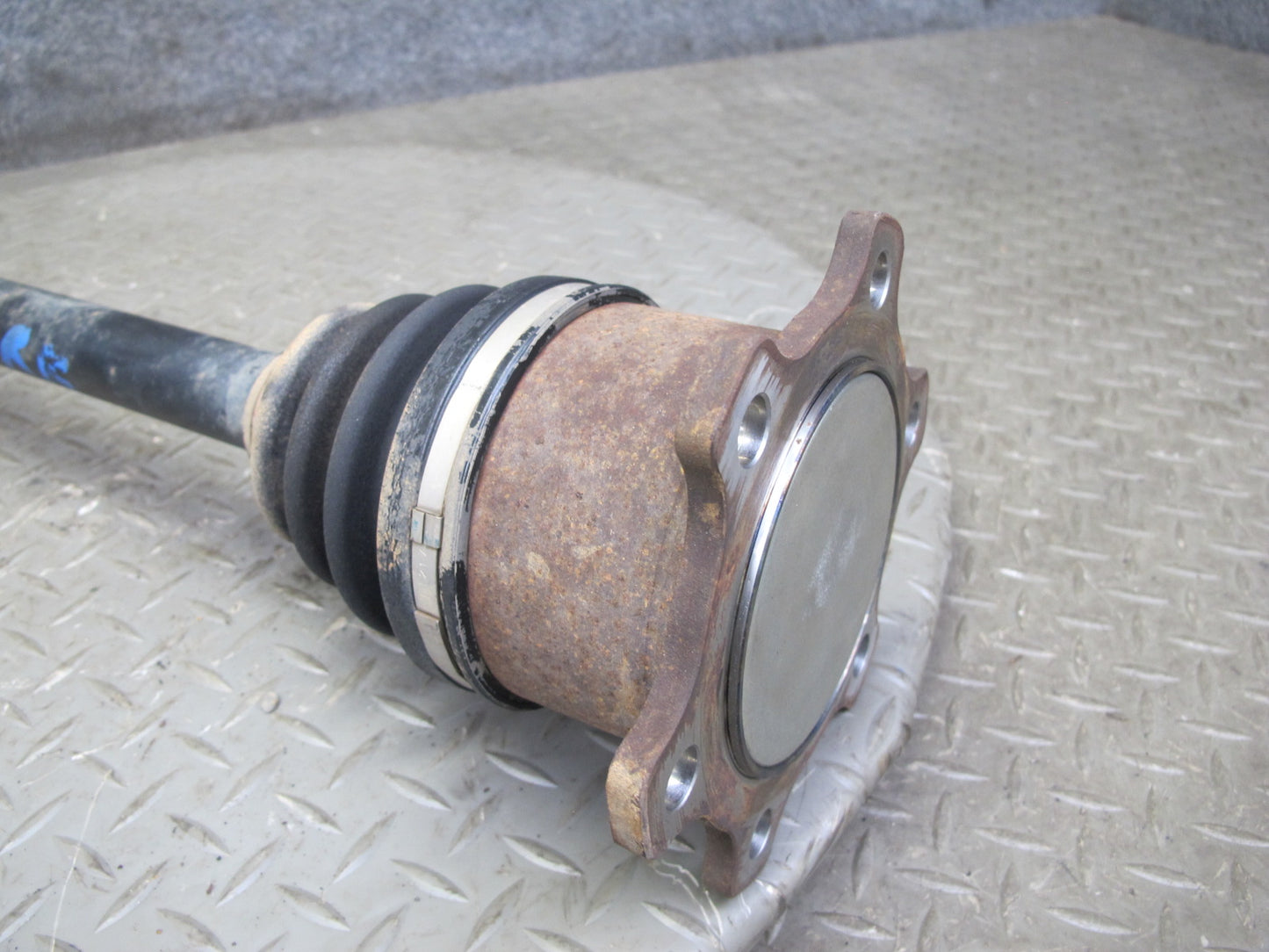 2011-2020 Infiniti QX56 QX80 RWD Rear Right Pass Side Suspension Axle Shaft