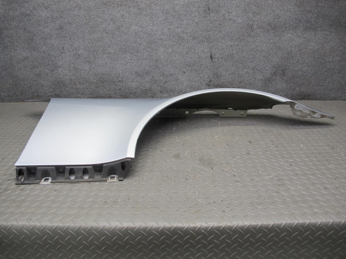 05-11 Mercedes R171 Slk-class Front Right Fender Shell Panel Silver OEM
