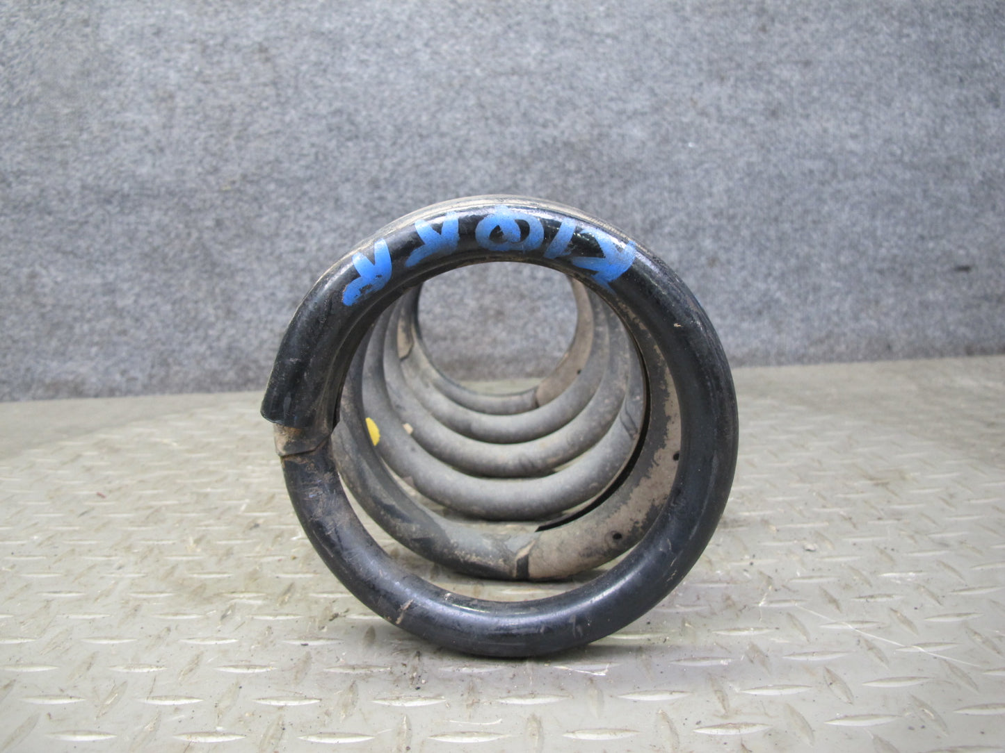 2011-2020 Infiniti QX56 QX80 RWD Rear Left & Right Side Coil Spring Set