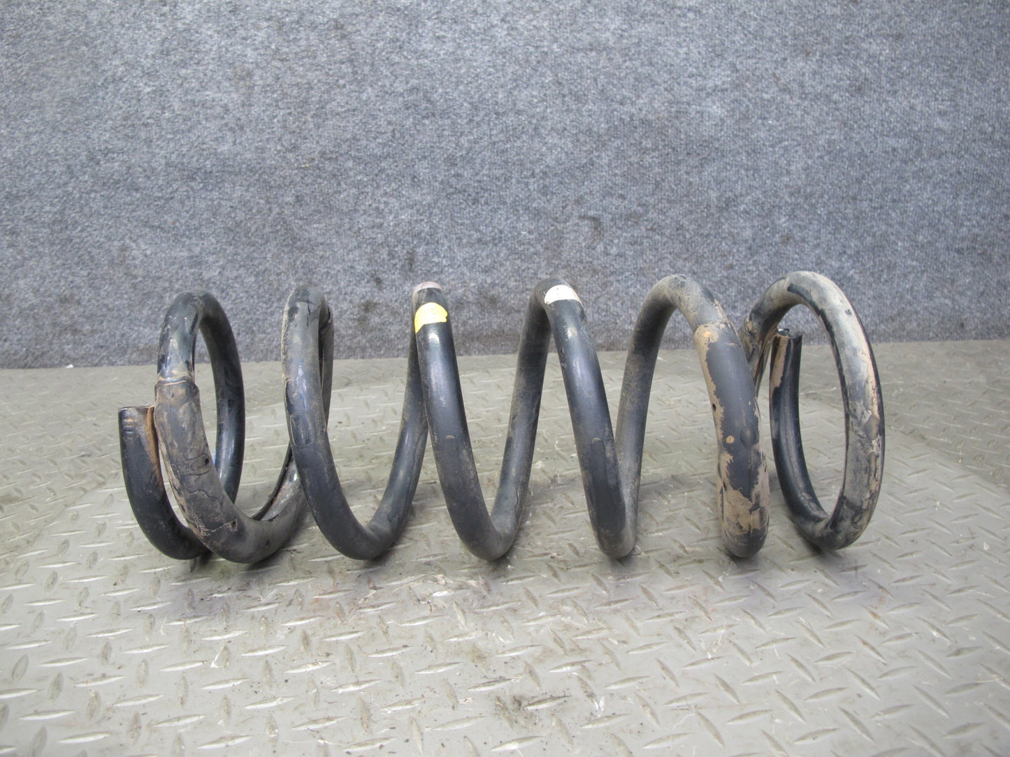 2011-2020 Infiniti QX56 QX80 RWD Rear Left & Right Side Coil Spring Set