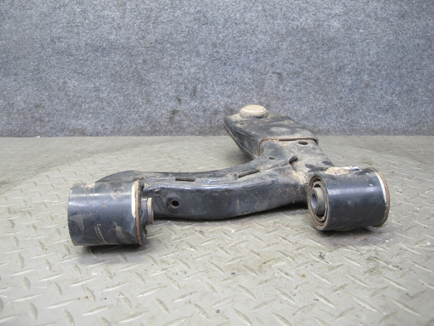 2011-2020 Infiniti QX56 QX80 RWD Rear Right Side Upper & Lower Control Arm Set