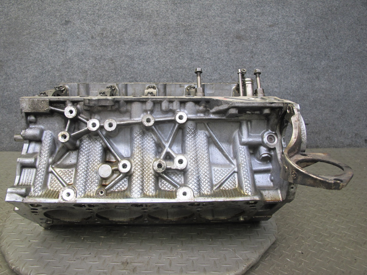 2012-2014 BMW E71 X6M 4.4L S63 Engine Motor Block 86k Miles