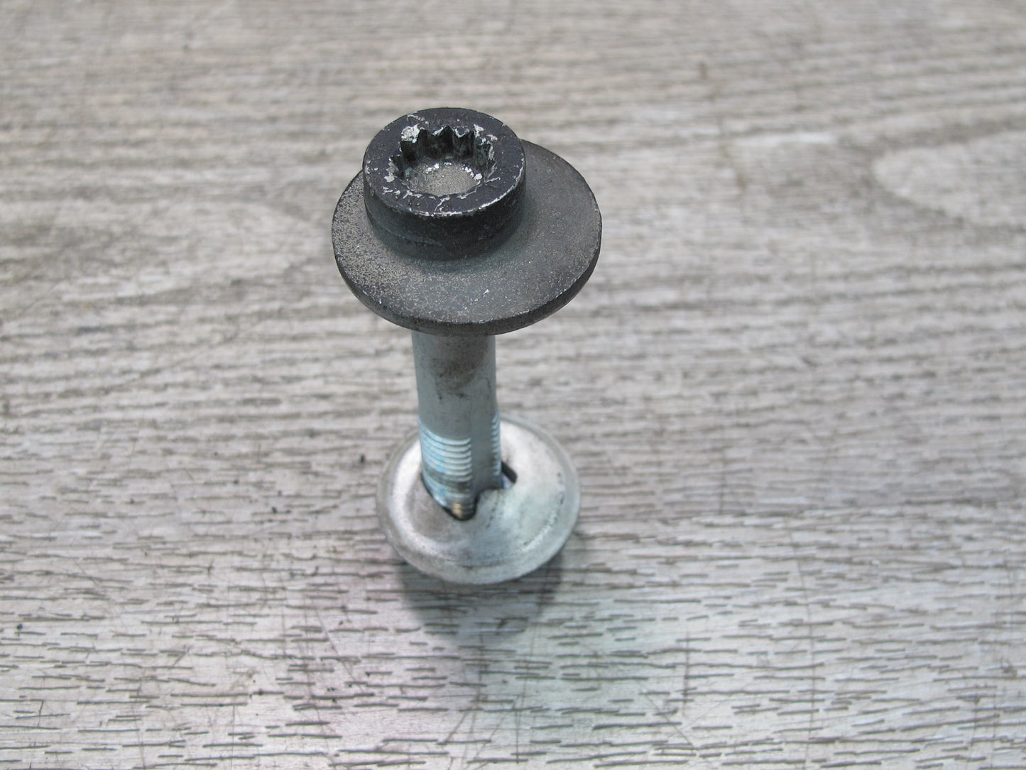 05-11 Mercedes R171 Slkset of 2 Rear Suspension Eccentric Adjust Camber Bolt OEM