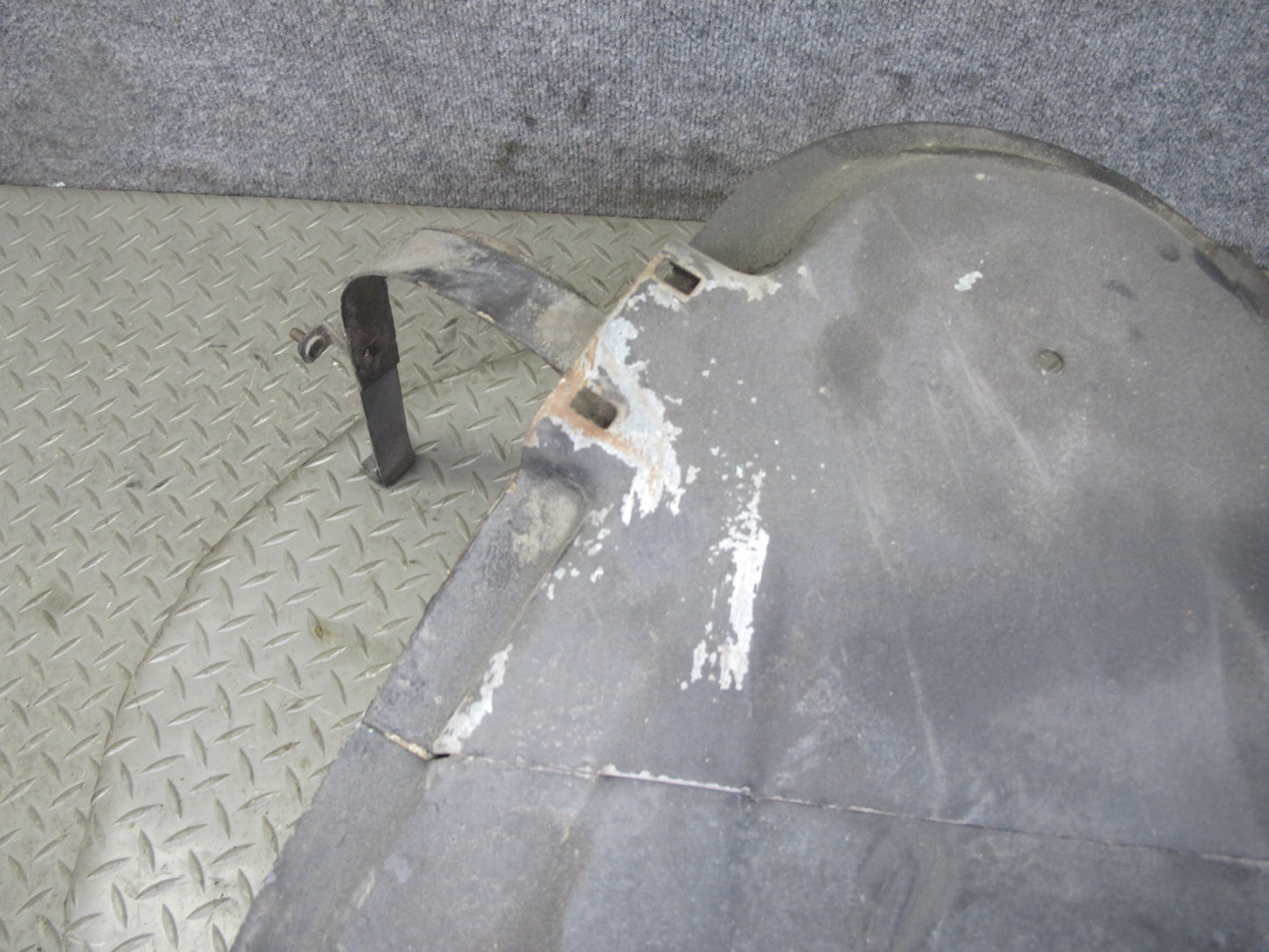 1984-1986 Porsche 928 S Fuel Tank Mounting Bracket Support