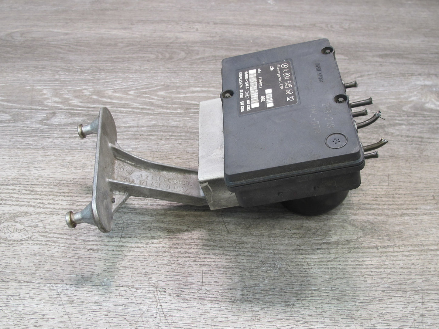 05-11 Mercedes R171 Slk-class Anti Lock Brake ABS Pump Module 0345456032 OEM