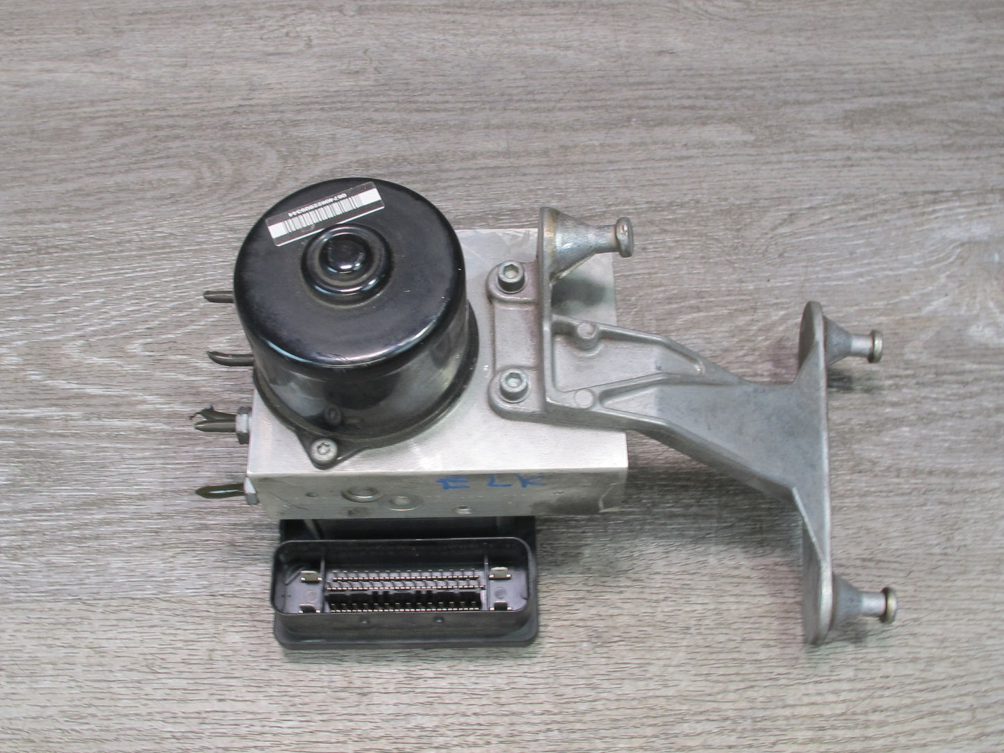 05-11 Mercedes R171 Slk-class Anti Lock Brake ABS Pump Module 0345456032 OEM