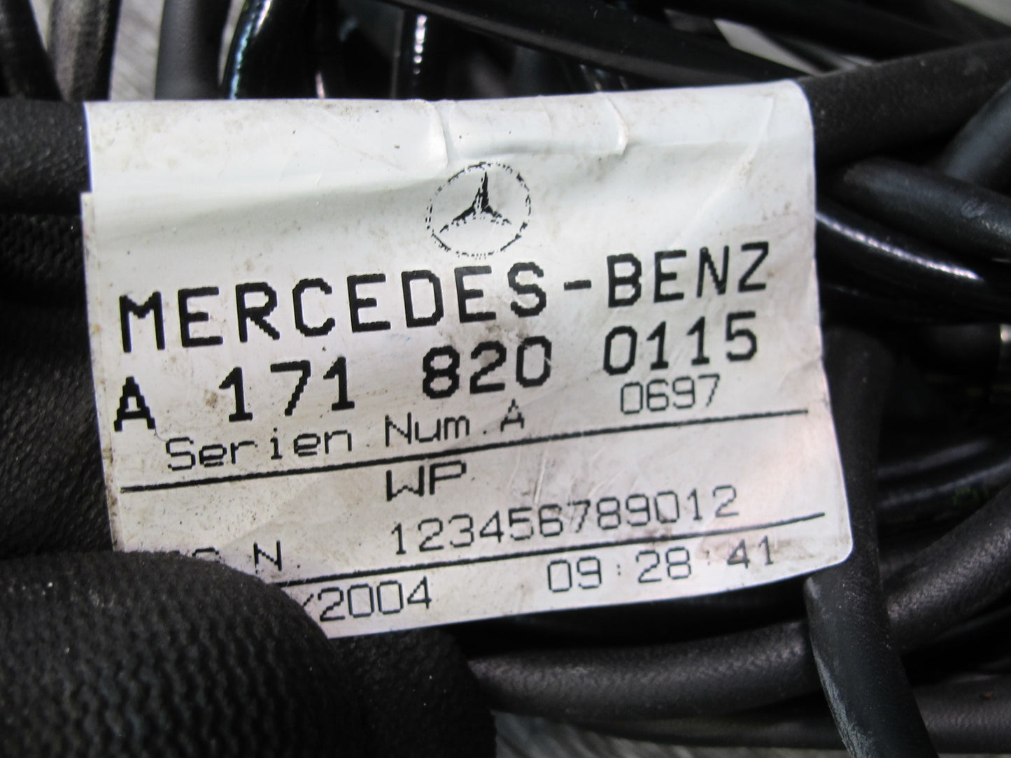 05-11 Mercedes R171 Slk-class TOP Roof Safety Lock Latch Assy 1717900071 OEM