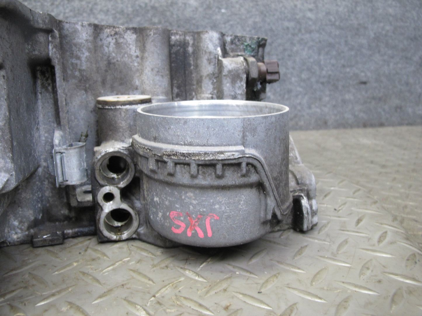 2011-2014 BMW E71 X6M 4.4L S63 Engine Motor Upper Oil Pan 86k Miles